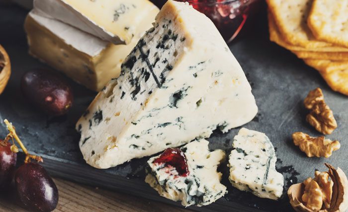 Keju Berjamur Jenis Keju Yang Secara Sengaja Di Inokulasi