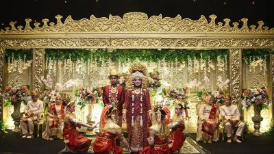 Perkawinan Adat Yang Penuh Makna
