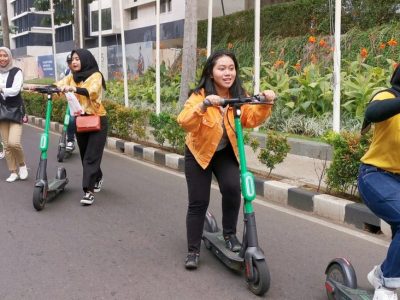 Perkembangan Skuter Listrik: Moda Transportasi
