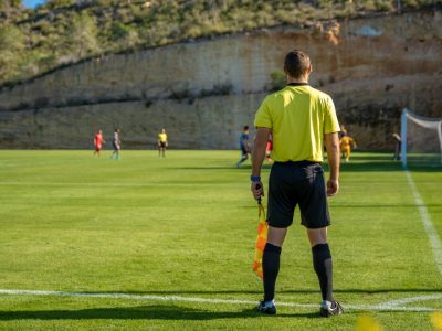 Evolusi Peraturan Sepak Bola