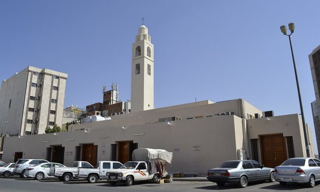 Ramadhan 2026: Arab Saudi Larang Speaker Luar Saat Shalat