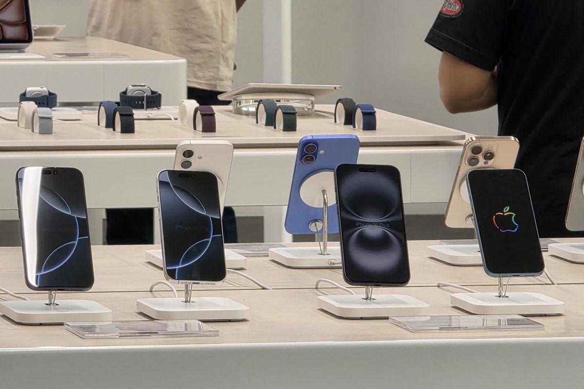 iPhone 16 Sukses Besar, Jadi HP Nomor Satu Di 2025