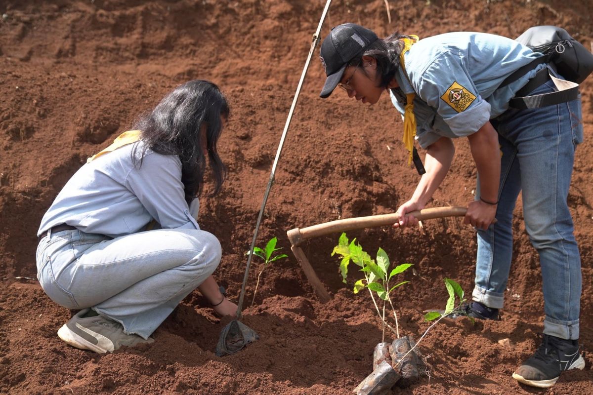 Pertamina Tanam 1.300 Saninten Demi Mitigasi Bencana