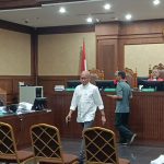 Skandal CPO: Ary Gadun Bongkar Suap 60 Miliar Ke Hakim