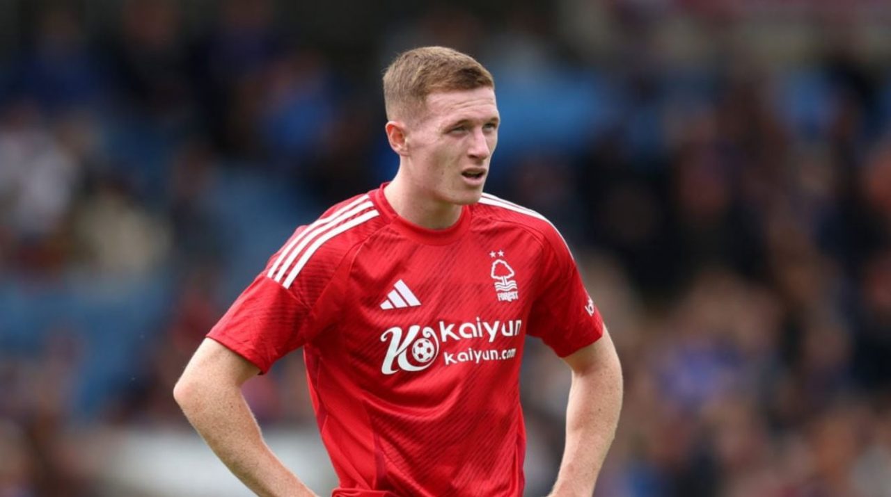 Jejak Karier Elliot Anderson Gelandang Dari Nottingham Forest