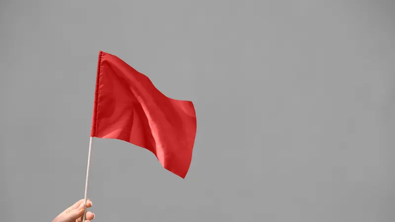 Sadar Gak? Ini Tanda Red Flag Dalam Hubungan Kerap Terjadi