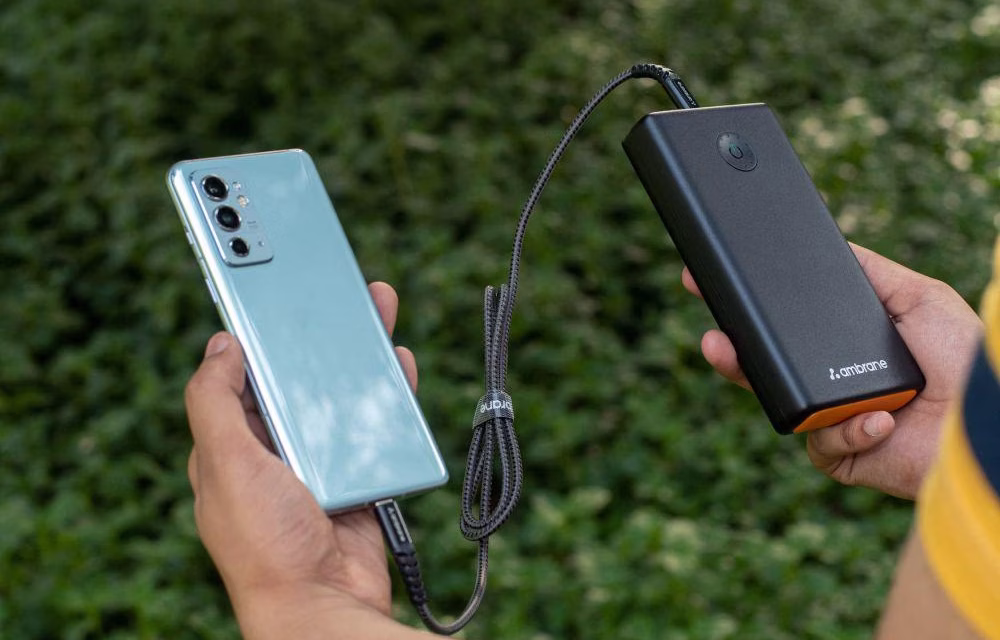 Sisi Negatif Keseringan Cas HP Pakai Powerbank