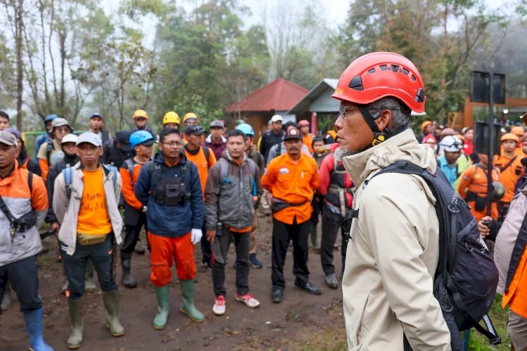 13 Hari Nihil, Pencarian Pendaki Mongkrang Di Setop