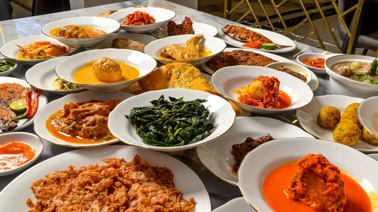 4 Rekomendasi Nasi Padang Autentik Wajib Coba