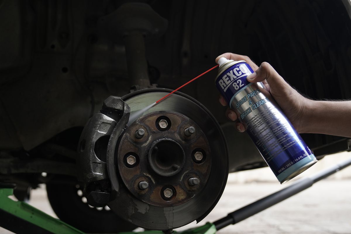 Rahasia Rem Bersih Pakai Brake Cleaner